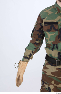 Weston Good SG - Details of Uniform arm upper body…